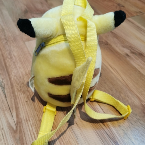 13" Pikachu plush talking backpack (Vintage) - Picture 2 of 8